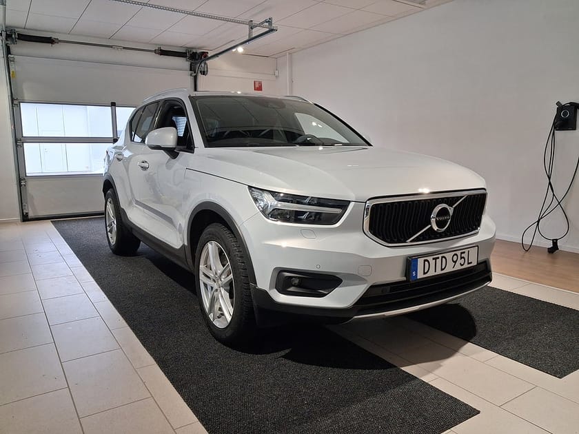 Bild 3 av Volvo XC40 T5 RECHARGE PLUG IN HYBRID 262HK Momentum Aut