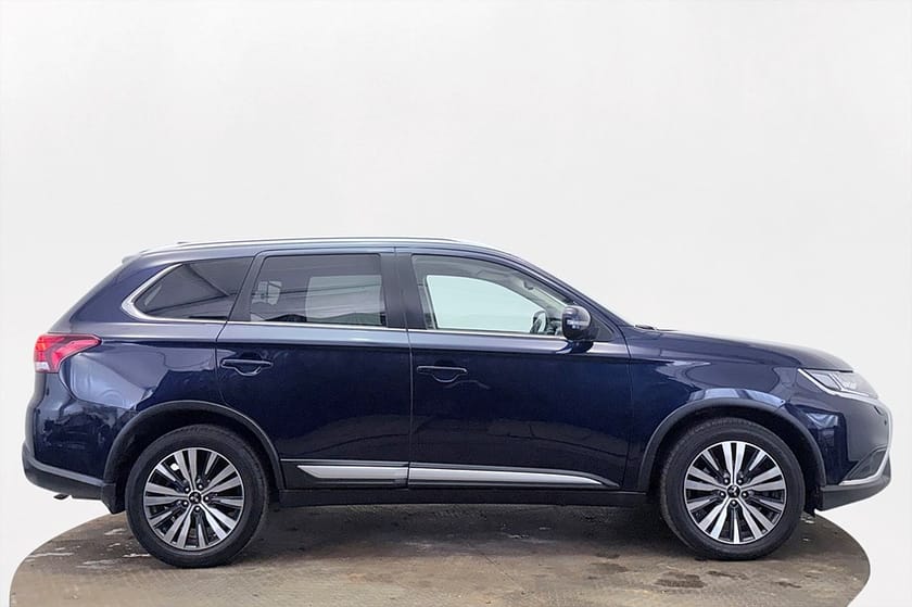 Bild 5 av Mitsubishi Outlander 2.0 4WD Comfort Delläder Kamera Keyless 150hk