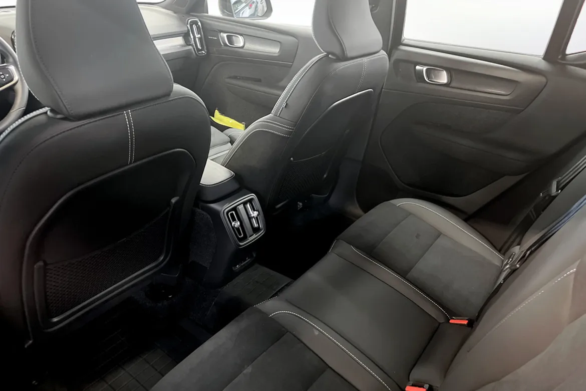 Volvo EX40 Twin Motor Performance