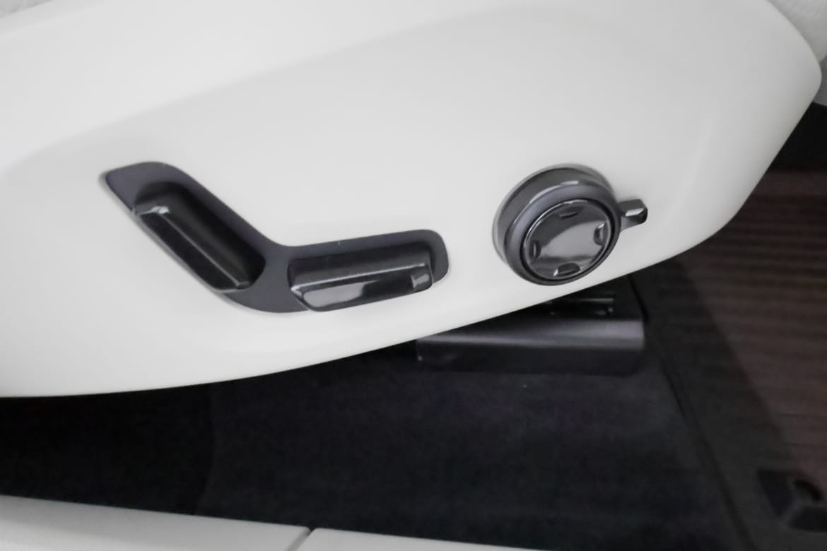 Volvo XC60 2025 - miniatyr 16