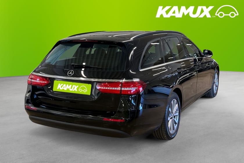 Bild 4 av Mercedes-Benz E 200 T d 150hk Kamera Navi Drag
