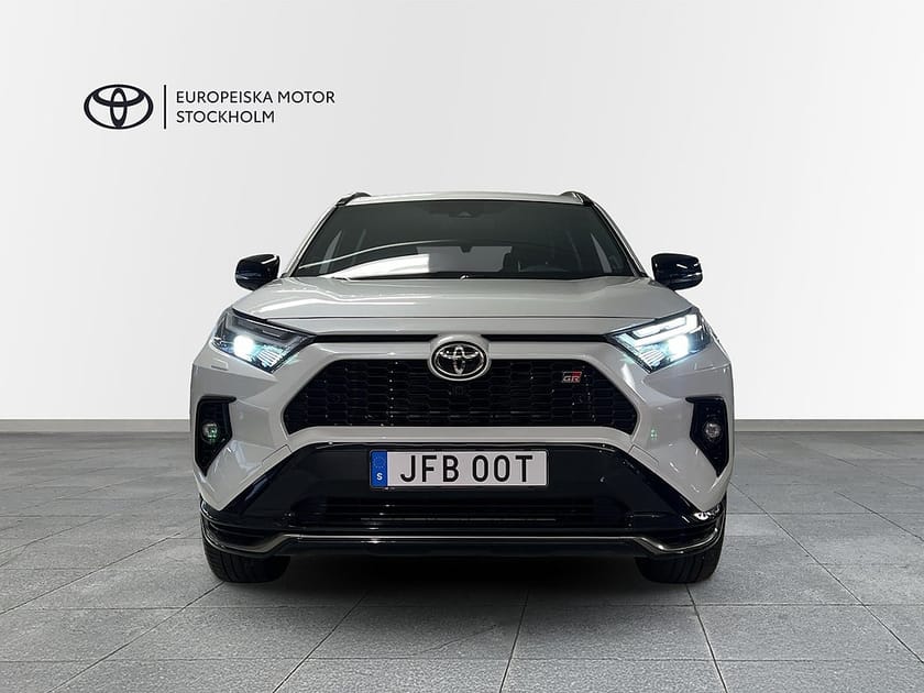 Bild 5 av Toyota RAV4 Plug-in Hybrid 2,5 LADDHYBRID AWD-I GR SPORT / VINTERHJUL