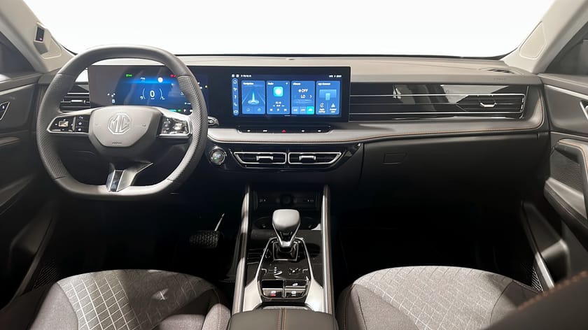 Bild 4 av MG HS PHEV COM  / RÄNTEKAMPANJ /
