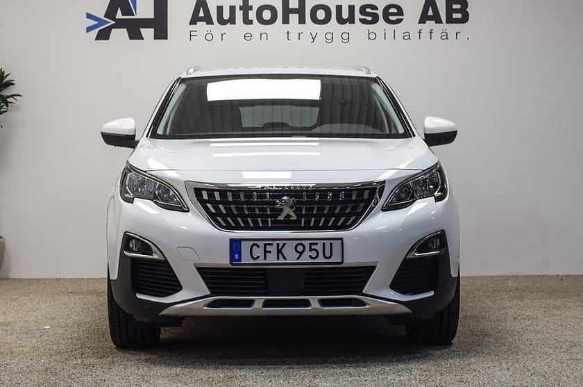 Bild 4 av Peugeot 3008 GT HYBRID PHEV Laddhybrid Navi Dragkrok CarPlay Nyservad