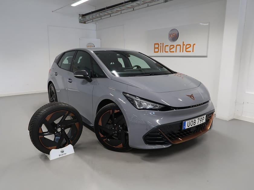 Bild 1 av CUPRA Born 58 *3,99% RÄNTA* Pilot M V-Däck ingår Navi-Kamera-CarPl