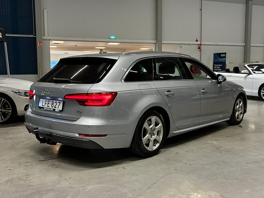 Bild 4 av Audi A4 Avant 2.0 TDI |  Cockpit | Drag | 3-zon | Värmare