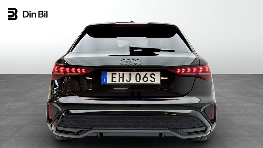 Bild 5 av Audi A3 Sportback 35 TFSI 150HK S-Line Black Optik