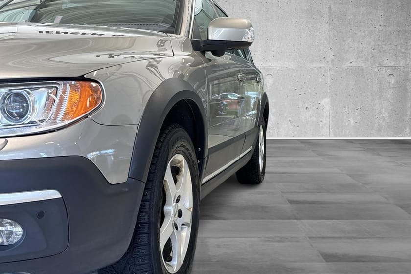 Bilde 4 av Volvo XC70 D4 AWD Momentum Aut. Navi, Krok, DAB, P-Varmer.