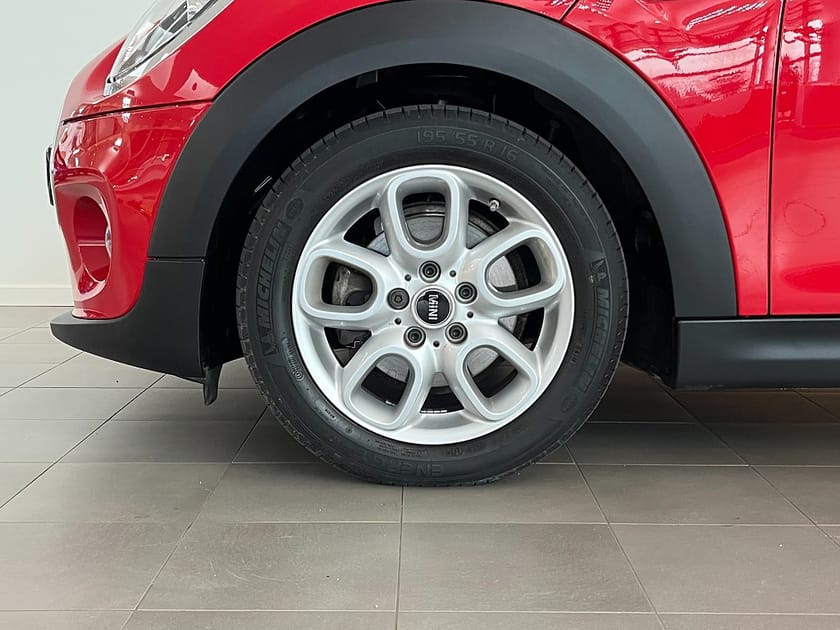 Bild 4 av MINI Cooper 3dr Sportstolar PDC NAV Automat Multifunktion Ratt