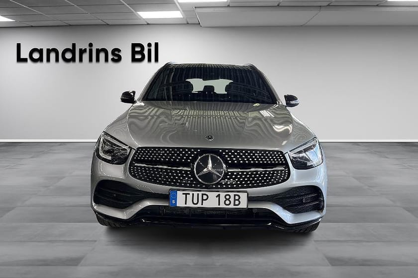Bild 2 av Mercedes-Benz GLC 220 d 4MATIC / AMG Line / Pano / Värmare / Drag