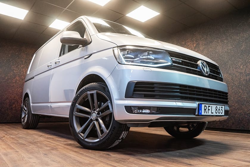 Bild 3 av Volkswagen Transporter 2.0 TDI 4M | X2 Dörrar | Värm | Diffspärr | 1977 kr/mån