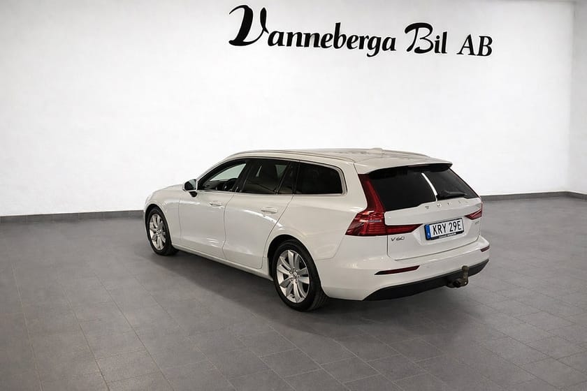 Bild 4 av Volvo V60 D3 Aut Momentum Drag/GPS/Backkamera/VOC/Euro 6