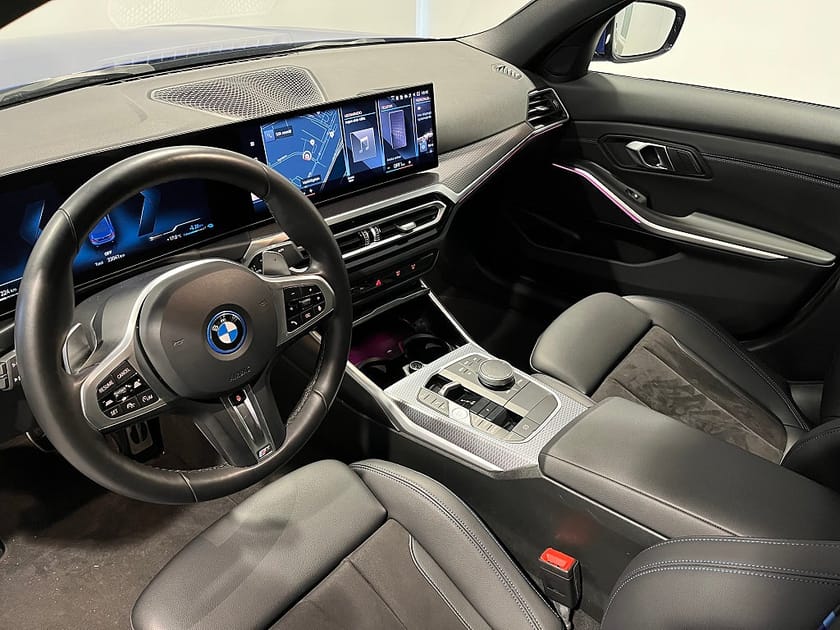 Bild 4 av BMW 330e Sedan M-Sport Drag Adaptiv Farthållare