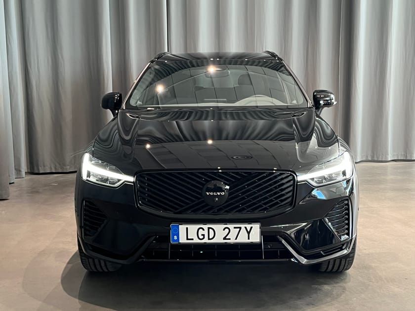 Bild 4 av Volvo XC60 T6 Plus Black Nordic Edition Lagerbil Redo För Omg Leverans