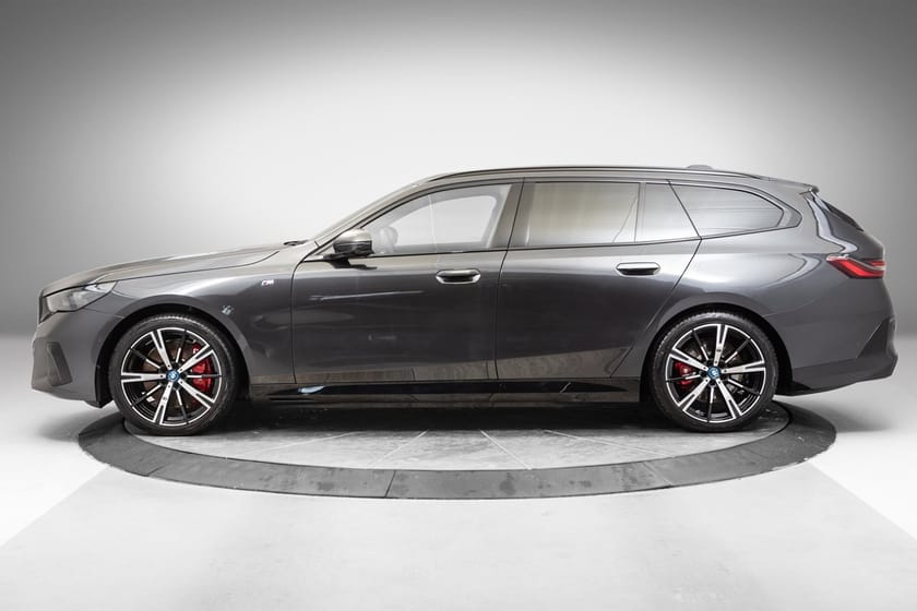 Bilde 2 av BMW i5 xDrive40 Touring Fully Charged Premium E (K)