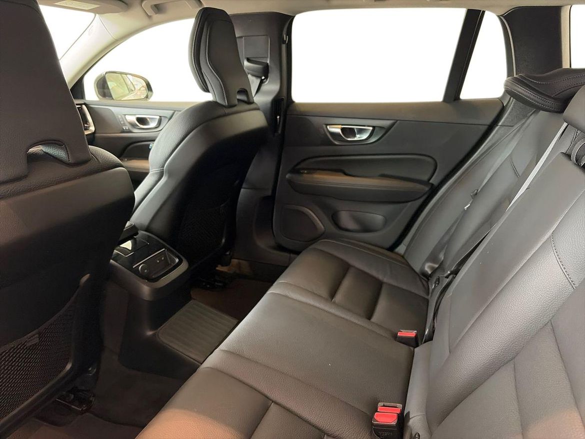 Volvo V60 2025 - miniatyr 10