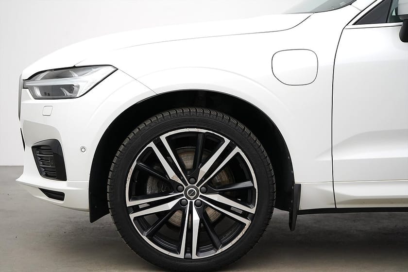 Bild 3 av Volvo XC60 T8 TwEn AWD / R-Design / B&W / Pano