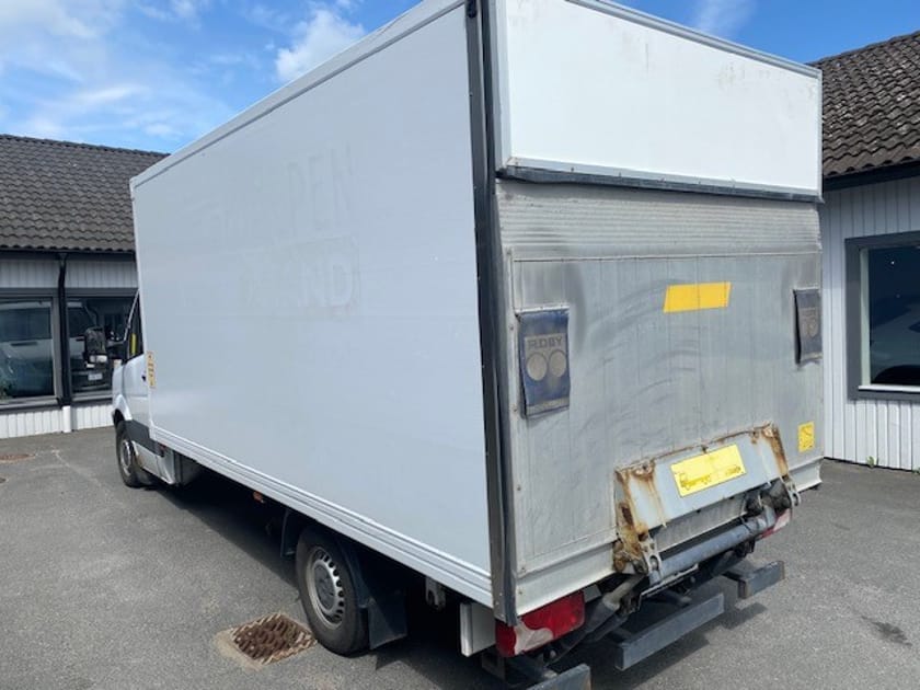 Bild 4 av Mercedes-Benz Sprinter 316 CDI Chassi Cab skåp och bakgavellyft