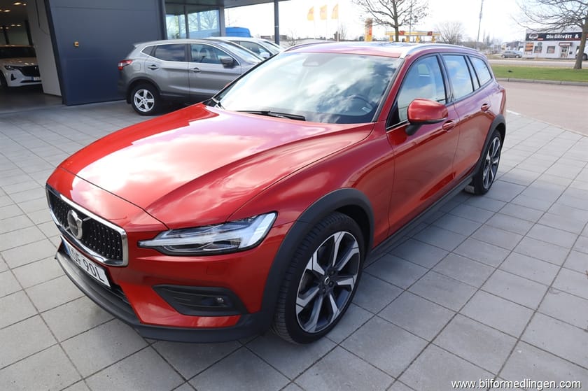 Bild 2 av Volvo V60 Cross Country B4 AWD 197hk Plus Momsbil Geartronic
