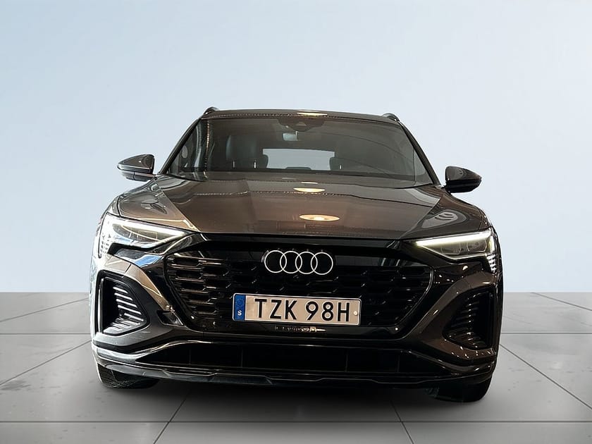 Bild 2 av Audi Q8 Sportback 50 e-tron quattro S Line MOMS/B&O/360/Drag