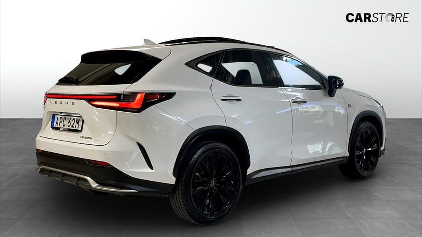 Bild 2 av Lexus NX 350h AWD E-CVT 242Hk F-Sport / Pano / 360° / Mark Levinson