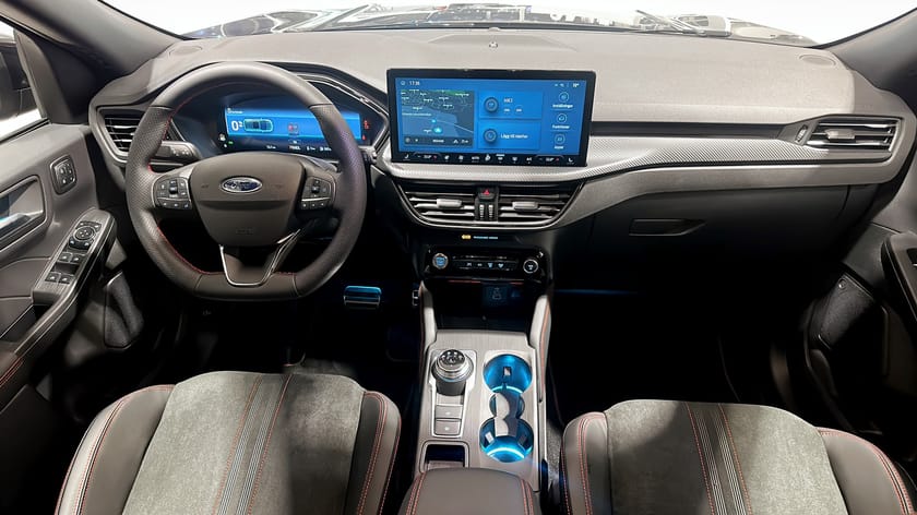 Bild 4 av Ford Kuga Plug-In Hybrid ST-Line X Plug in 243hk DEMO P leasing fr 5495:-
