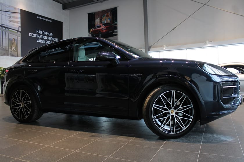Bild 5 av Porsche Cayenne Coupé E-Hybrid 