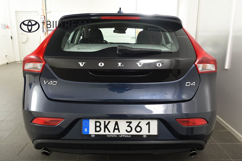 Bild 4 av Volvo V40 D4 Momentum BE 190Hk  / Värmare