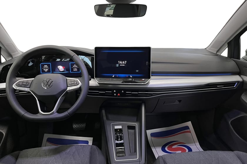 Bild 5 av Volkswagen Golf eTSI 150hk DSG Edition *2026* Attevikskampanj