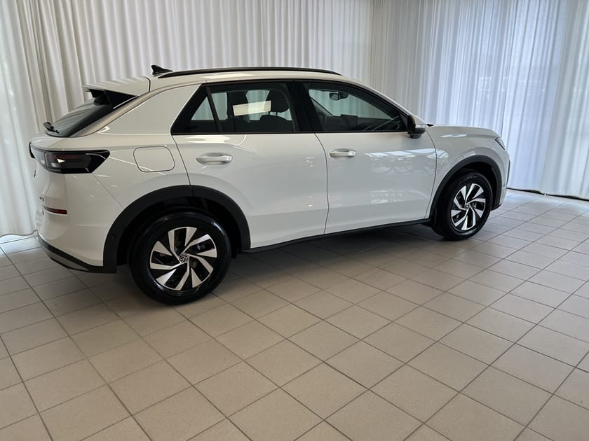 Bild 2 av Volkswagen T-Roc eTSI150 DSG