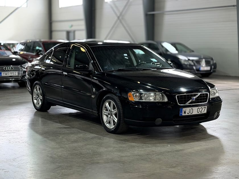 Bild 4 av Volvo S60 2.5T Kinetic Kamrem Bytt 210hk