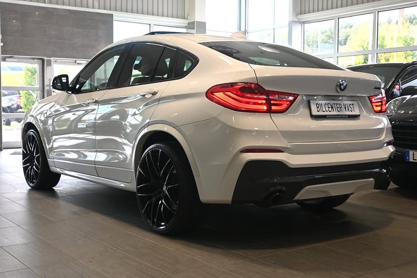 Bild 3 av BMW X4 M40i 360hk M Sport Pano HUD Värmare Drag