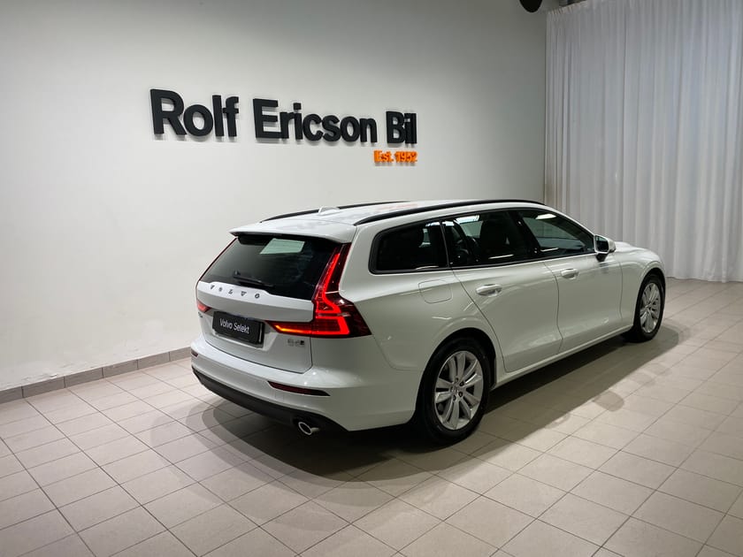 Bild 3 av Volvo V60 D4 AWD Momentum SE II