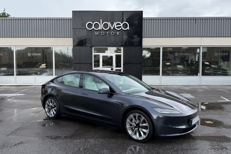 Tesla Model 3 Long Range AWD Dual Motor 400hk - Highland | Vit interiör