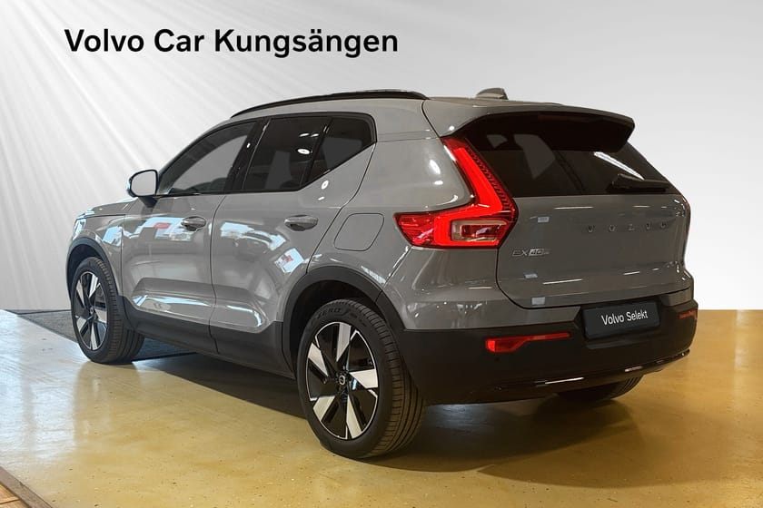 Bild 4 av Volvo EX40 Single Motor Extended Range ExtendedRange Plus SE 360-kamera