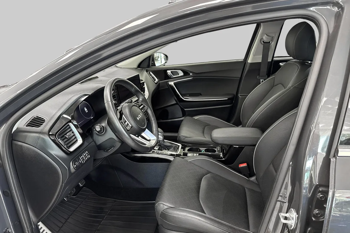 picture of a car