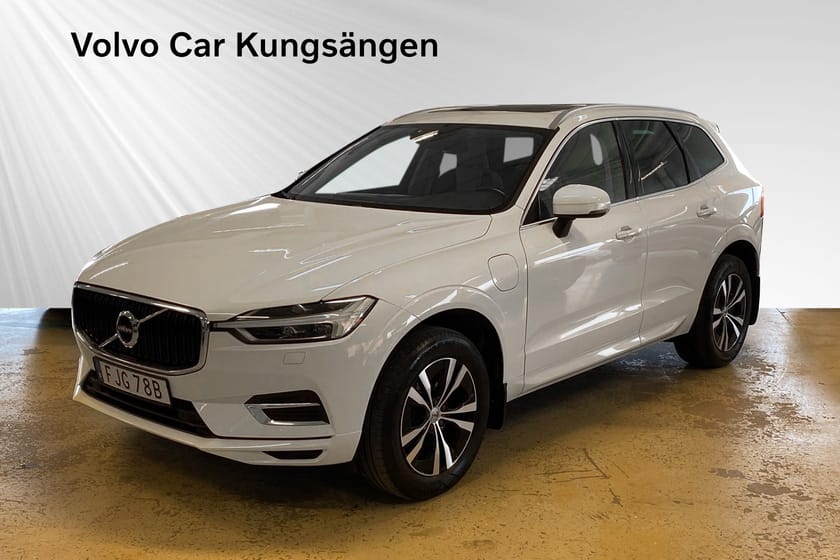 Bild 1 av Volvo XC60 T8 TE Momentum Advanced Edt DRAG / PANO / CARPLAY