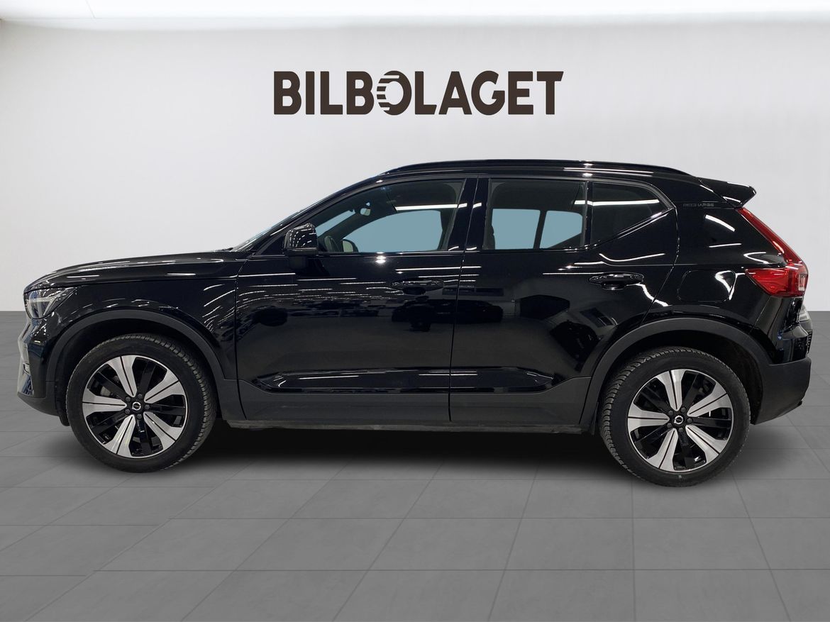 Volvo XC40 2023 - miniatyr 2