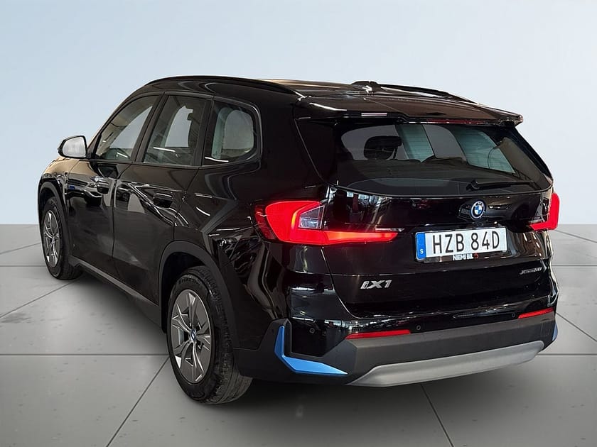 Bild 5 av BMW iX1 xDrive30 MOMS/SoV/Ad.Fhåll/Carplay/Rattvärme/Kamera