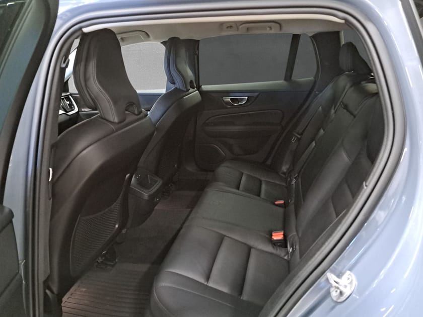 Bild 5 av Volvo V60 Cross Country B4 AWD Diesel Core