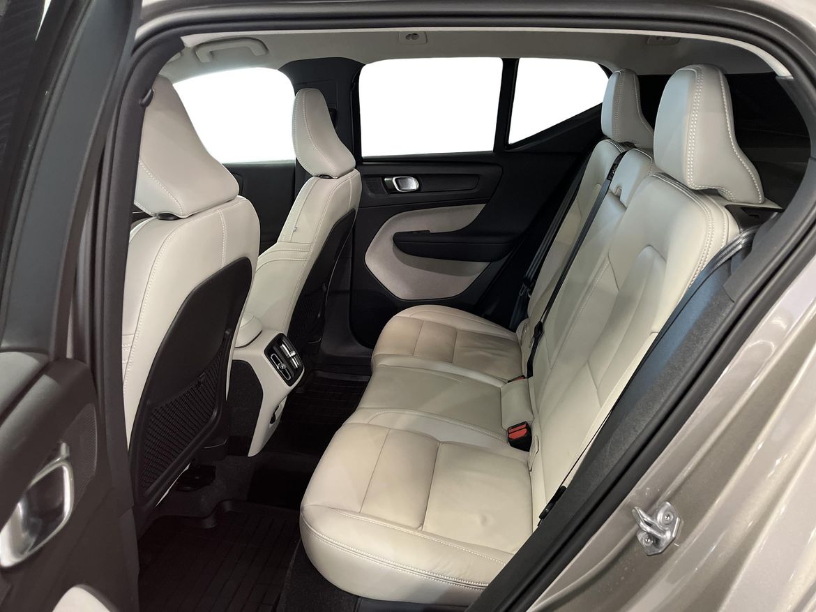 Volvo XC40 2022 - miniatyr 7
