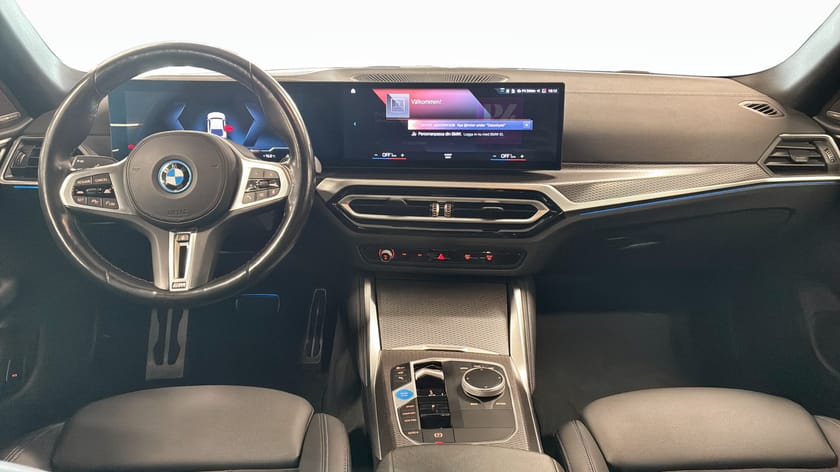 Bild 4 av BMW i4 M50 xDrive Gran Coupé M-Sport H/K 360 Kamera Dragkrok Värmare