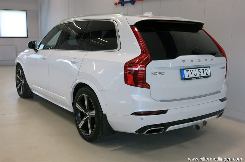Bild 3 av Volvo XC90 Recharge T8 AWD R-Design 7-sits Luftfjädring Drag skinn m.m
