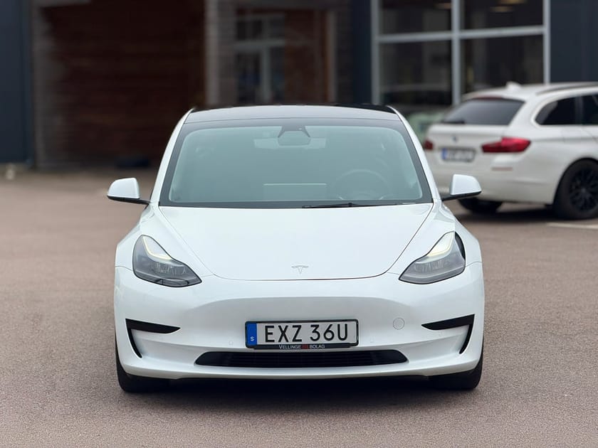 Bild 3 av Tesla Model 3 Standard Range Plus 