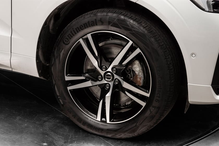 Bilde 2 av Volvo XC60 R-Design ACC/HEAD-UP/KAMERA360°/KROK/++