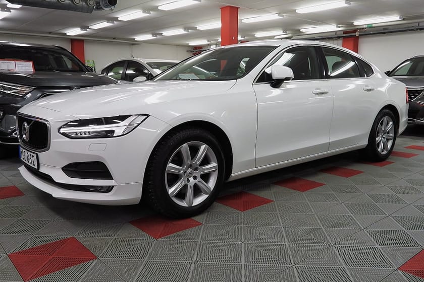 Bild 2 av Volvo S90 D4 Geartronic Momentum Drag Värmare Kamremmen är bytt