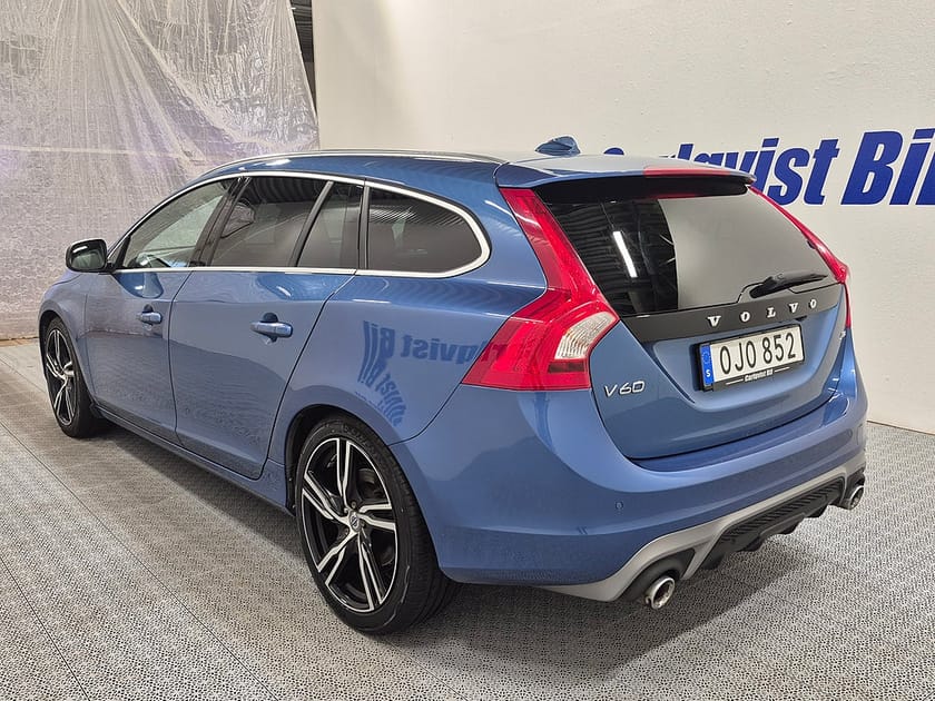 Bild 5 av Volvo V60 AWD R-Design D4 190HK 4x4