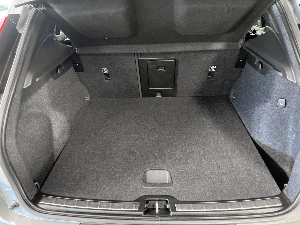 Volvo XC40 2023 - miniatyr 13