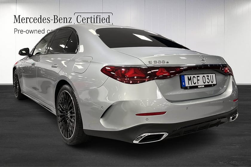 Bild 4 av Mercedes-Benz E 300 e e, AMG Line, Nightpack, Burmester, Drag