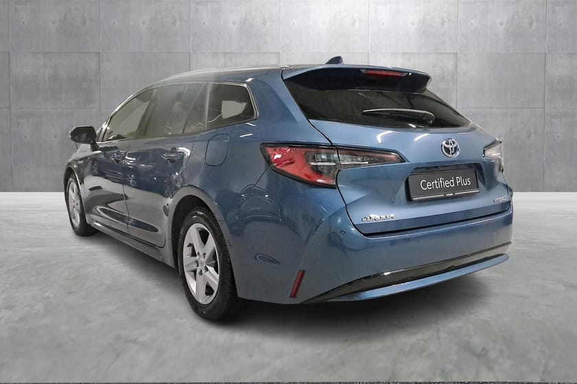 Bilde 3 av Toyota Corolla Touring Sports Hybrid Active Tech I Service utført I 8 nye dekk